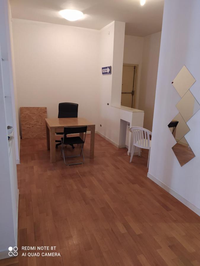 Marco'S House Apartment โรม ภายนอก รูปภาพ