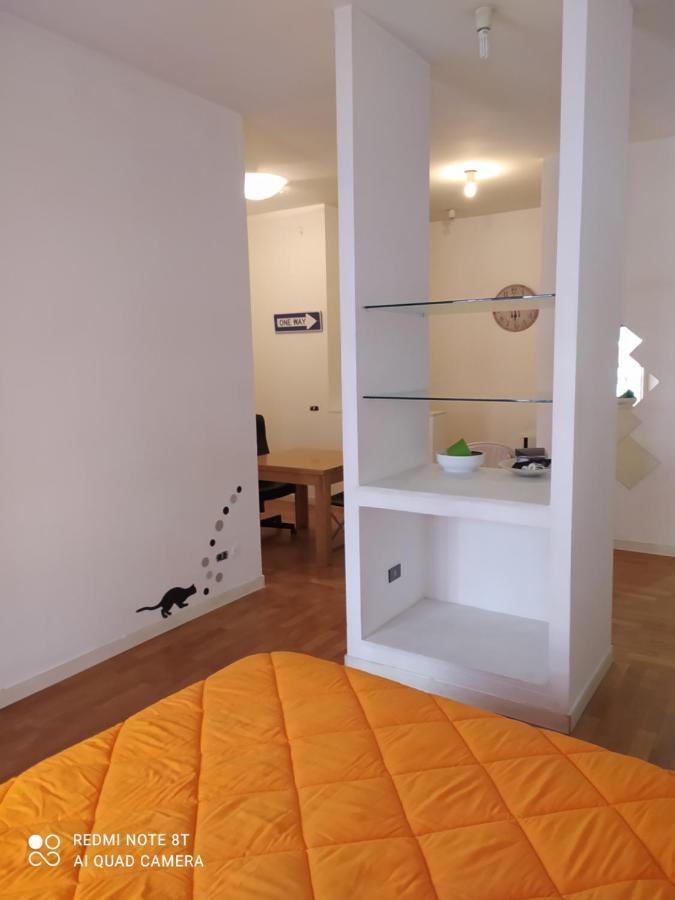 Marco'S House Apartment โรม ภายนอก รูปภาพ
