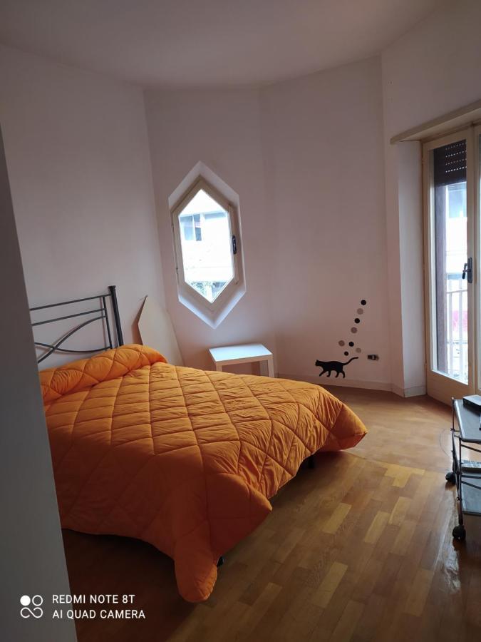 Marco'S House Apartment โรม ภายนอก รูปภาพ